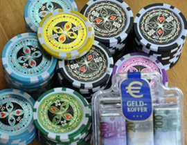 Schermafbeelding van de Pino Casino mobiele interface op een smartphone